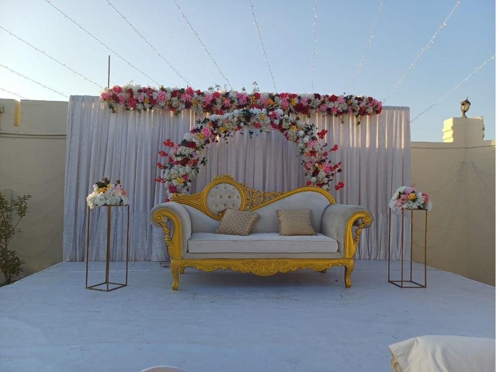 Outdoor lounge setup on Instagram